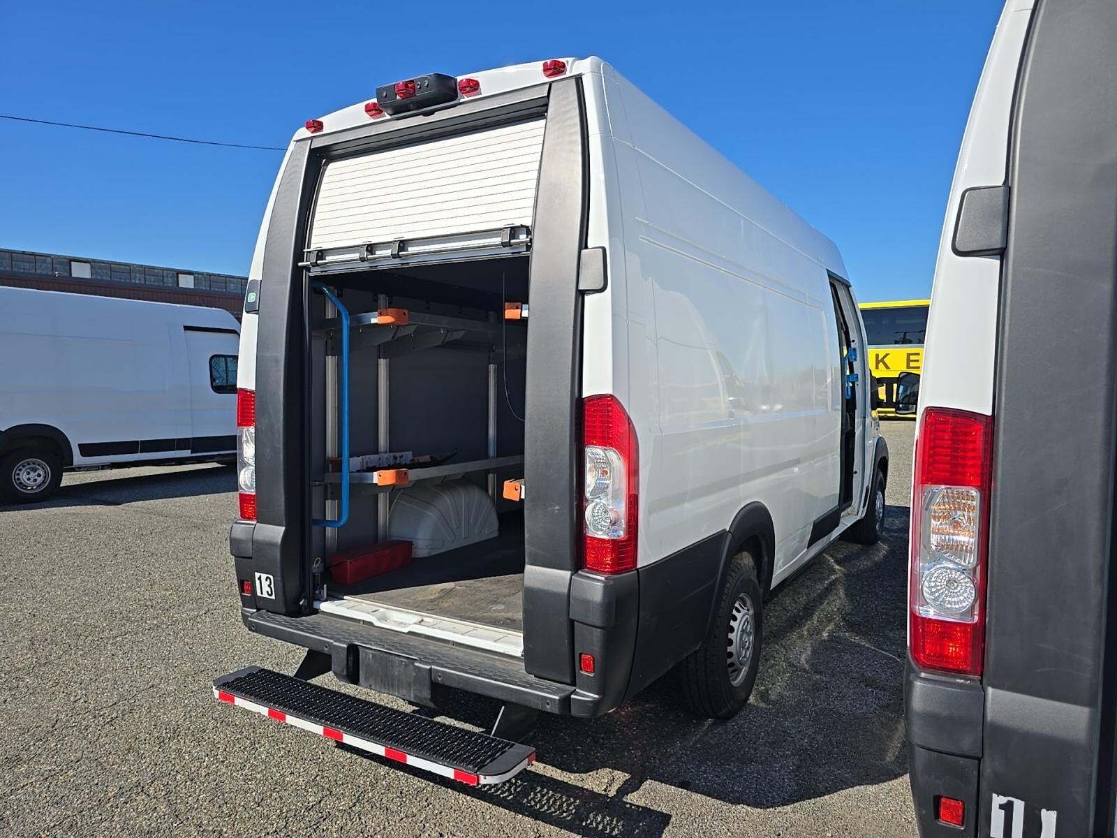 2024 RAM PROMASTER DELIVERY VAN BEV 3500 photo 3