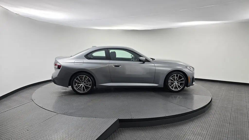 2026 BMW 2 SERIES 230I XDRIVE photo 7