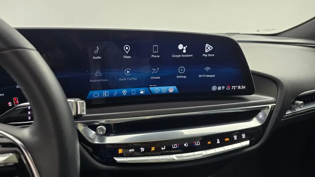 2024 CADILLAC LYRIQ TECH photo 28