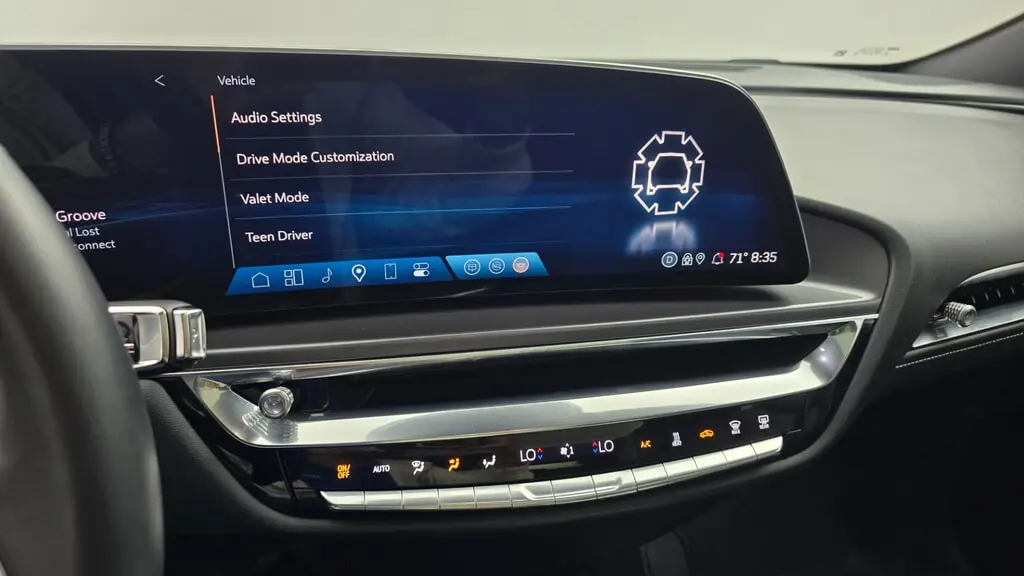 2024 CADILLAC LYRIQ TECH photo 33
