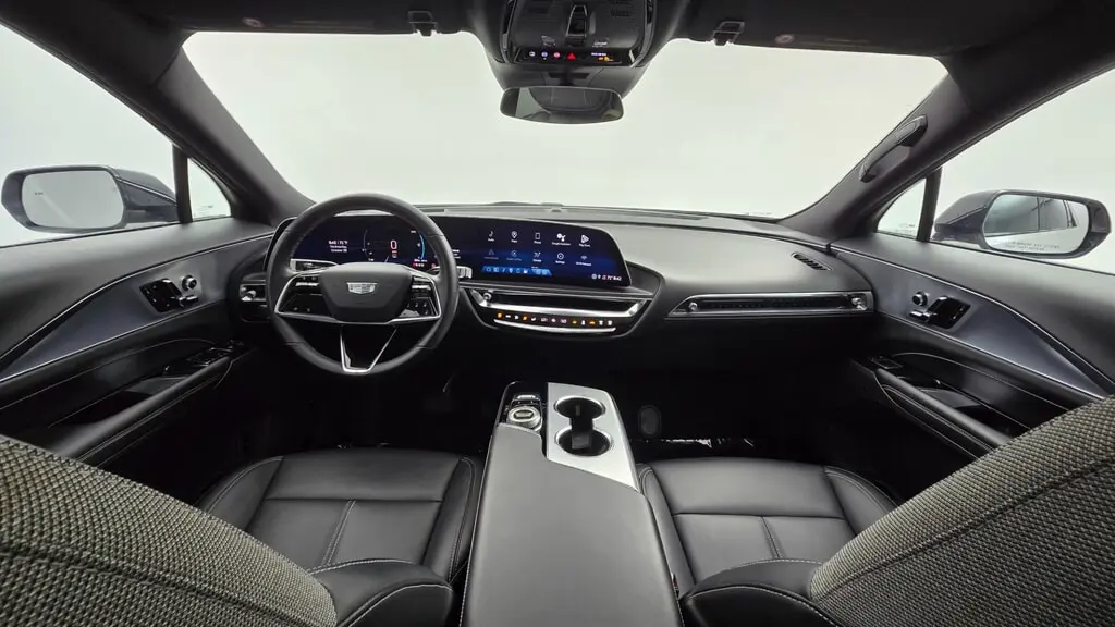 2024 CADILLAC LYRIQ TECH photo 25