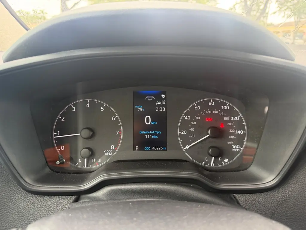 2025 TOYOTA COROLLA LE photo 21