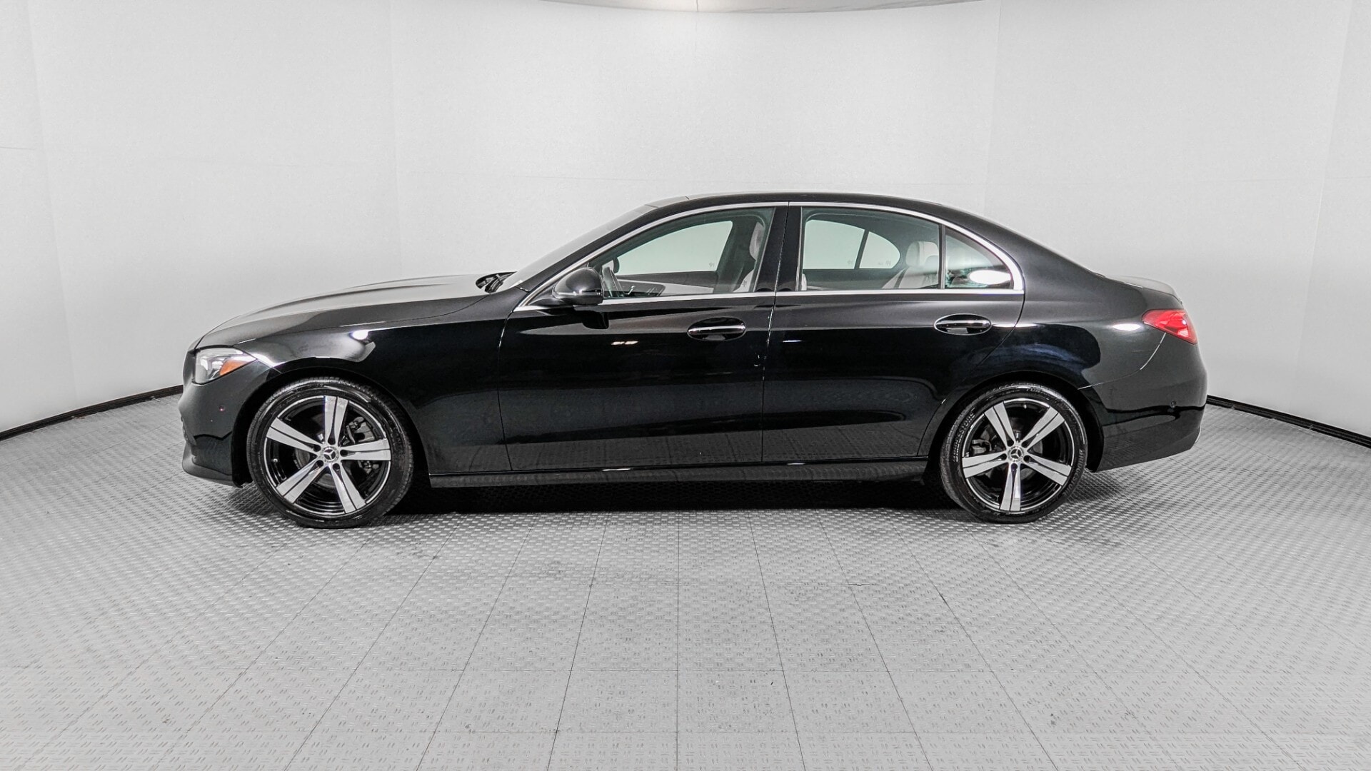 2025 MERCEDES-BENZ C-CLASS C 300 photo 2
