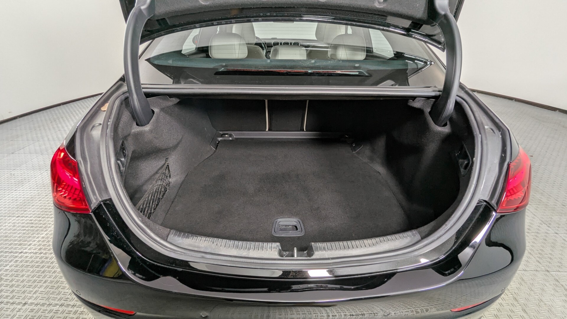 2025 MERCEDES-BENZ C-CLASS C 300 photo 17