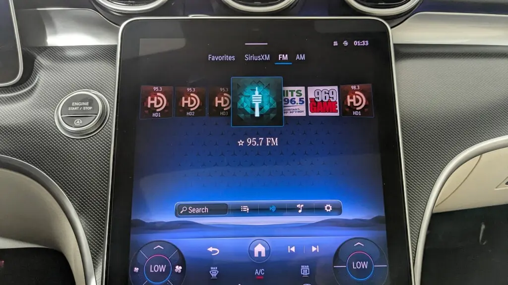 2025 MERCEDES-BENZ C-CLASS C 300 photo 26