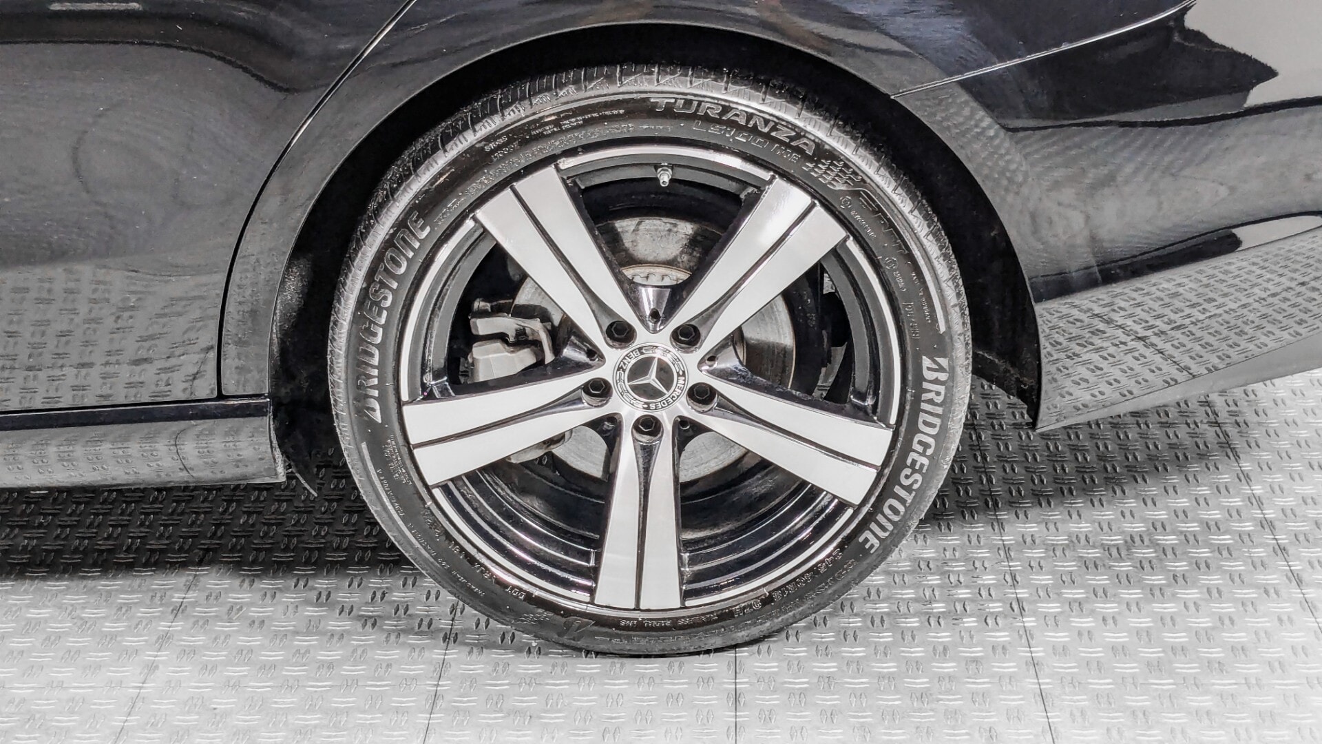 2025 MERCEDES-BENZ C-CLASS C 300 photo 33