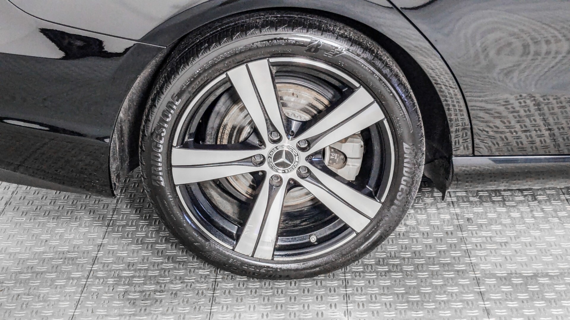 2025 MERCEDES-BENZ C-CLASS C 300 photo 35