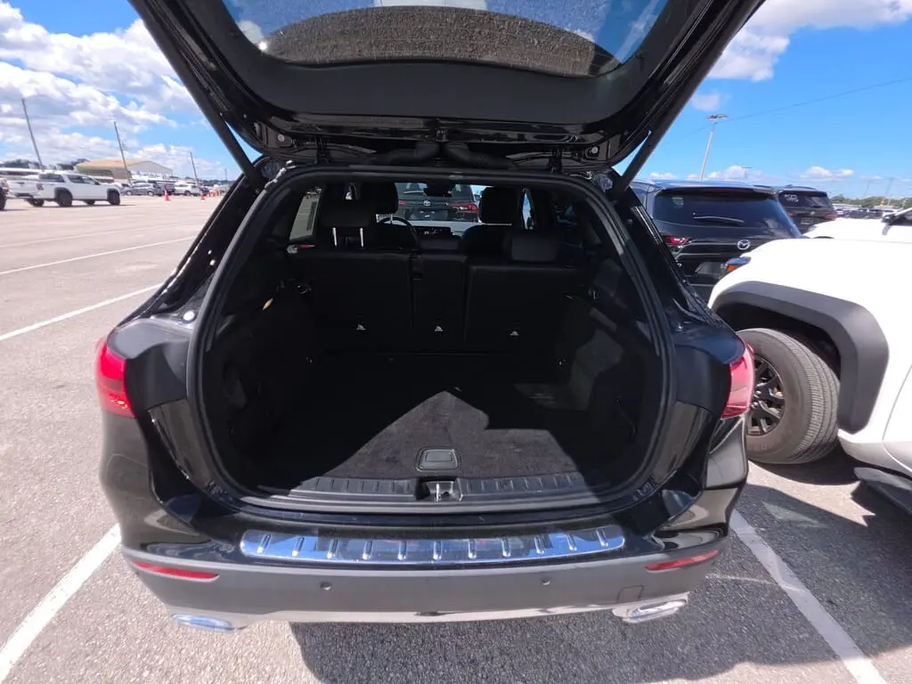 2025 MERCEDES-BENZ GLA GLA 250 photo 18