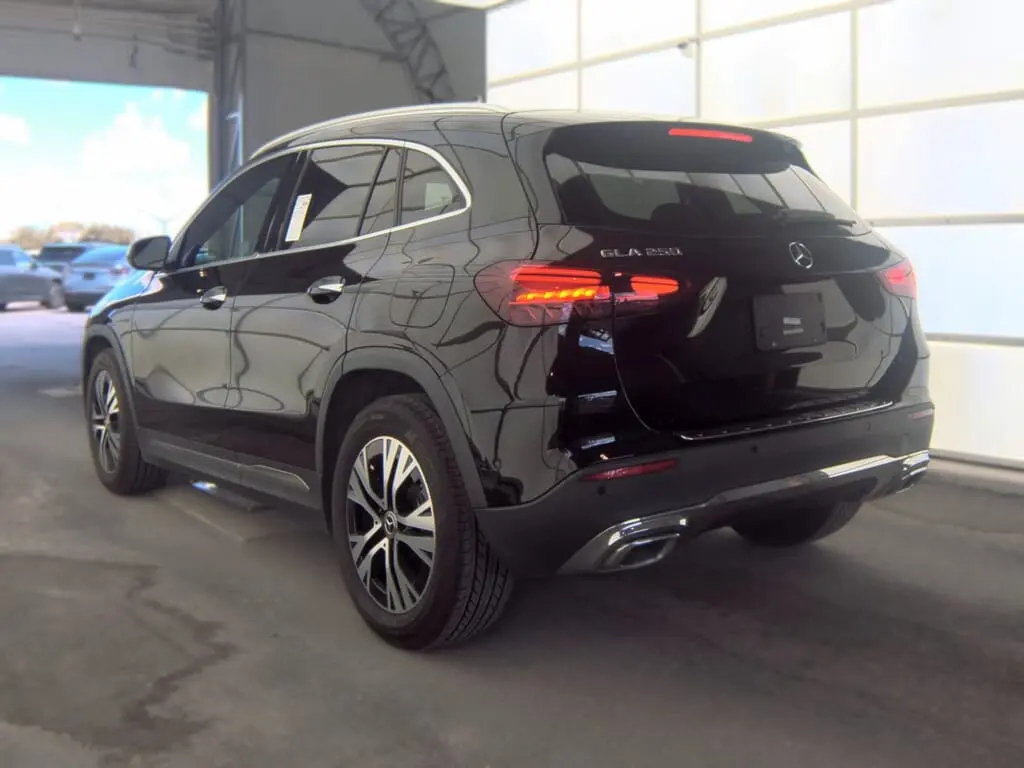 2025 MERCEDES-BENZ GLA GLA 250 photo 8