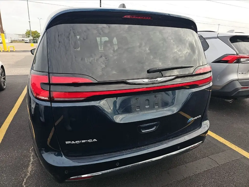 2024 CHRYSLER PACIFICA HYBRID SELECT photo 6