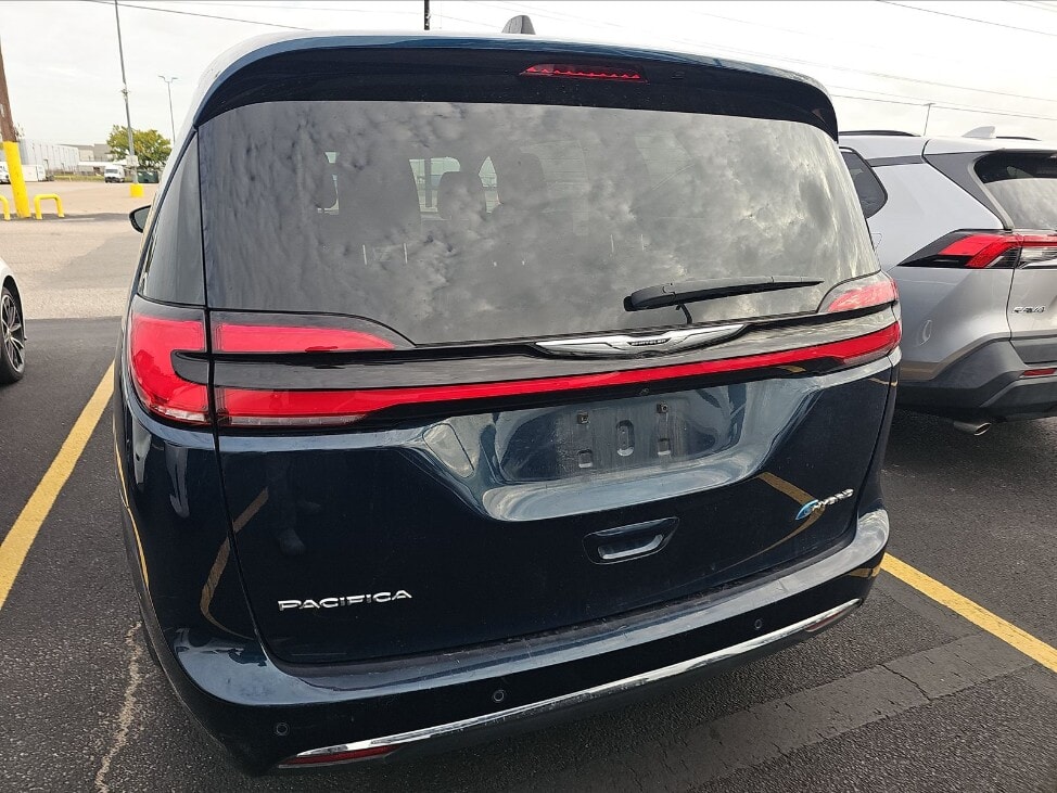 2024 CHRYSLER PACIFICA HYBRID SELECT photo 6