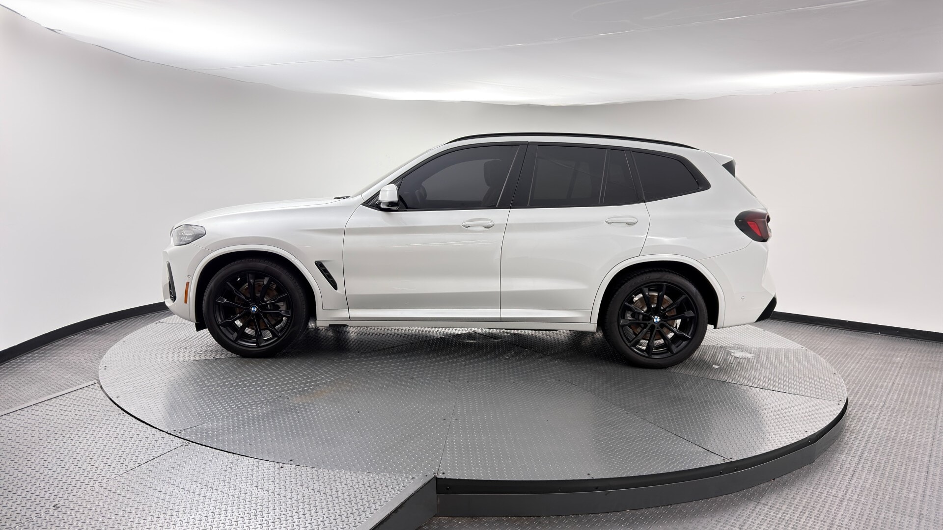 2024 BMW X3 SDRIVE30I photo 2