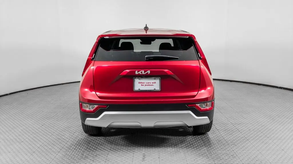 2025 KIA NIRO LX photo 6