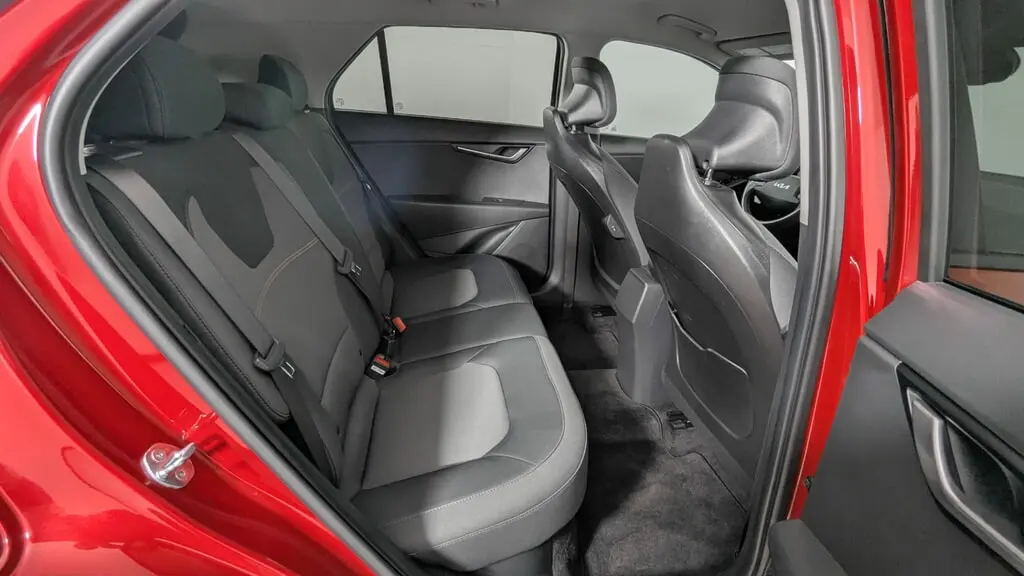2025 KIA NIRO LX photo 20