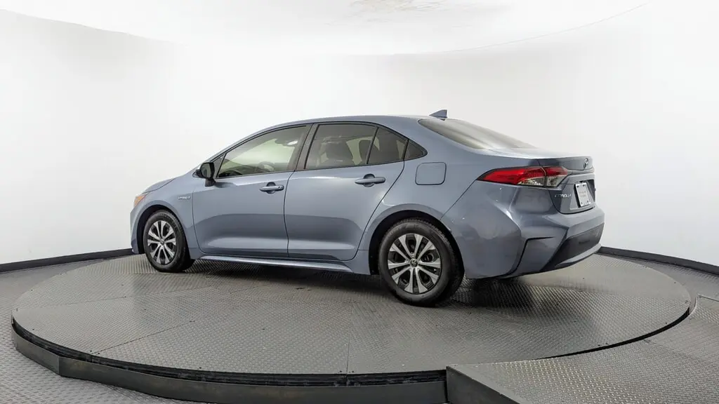 2020 TOYOTA COROLLA HYBRID LE photo 2