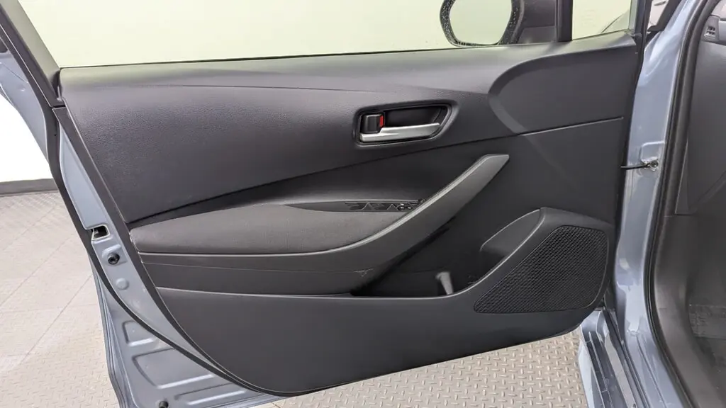 2020 TOYOTA COROLLA HYBRID LE photo 11