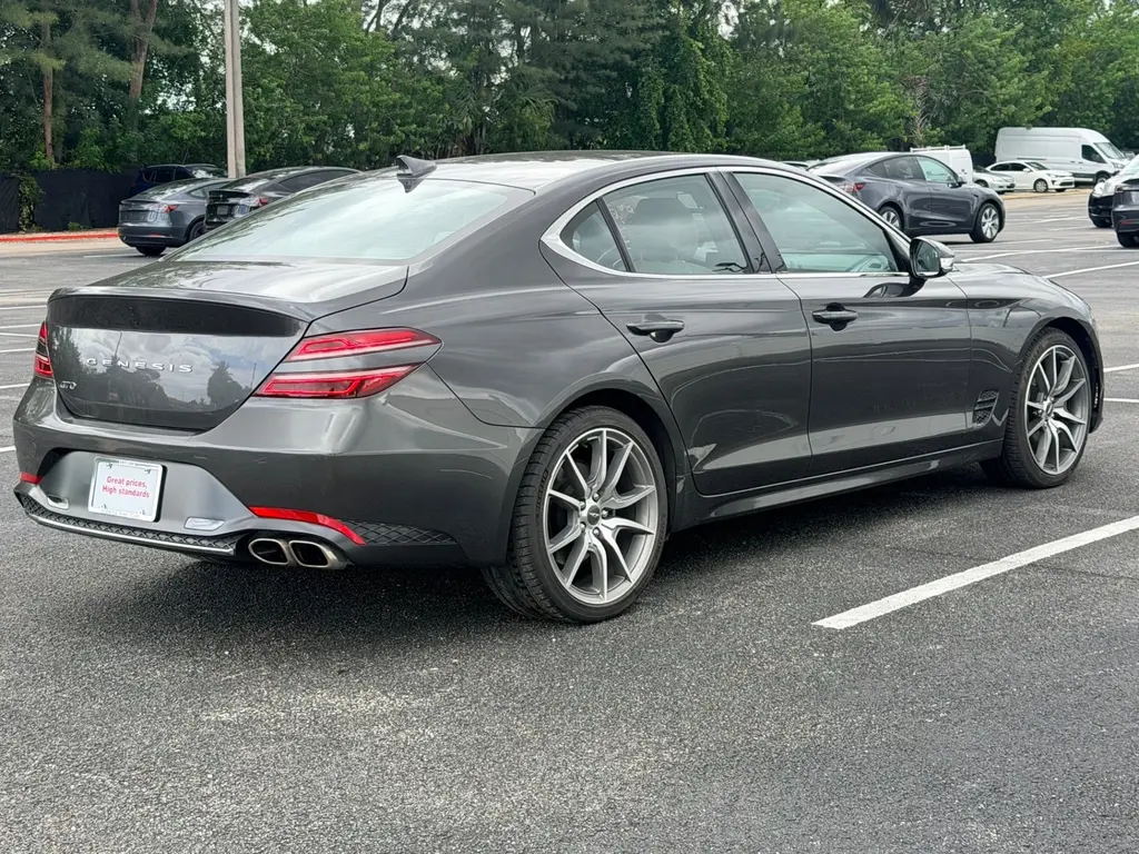 2023 GENESIS G70 2.0T photo 6