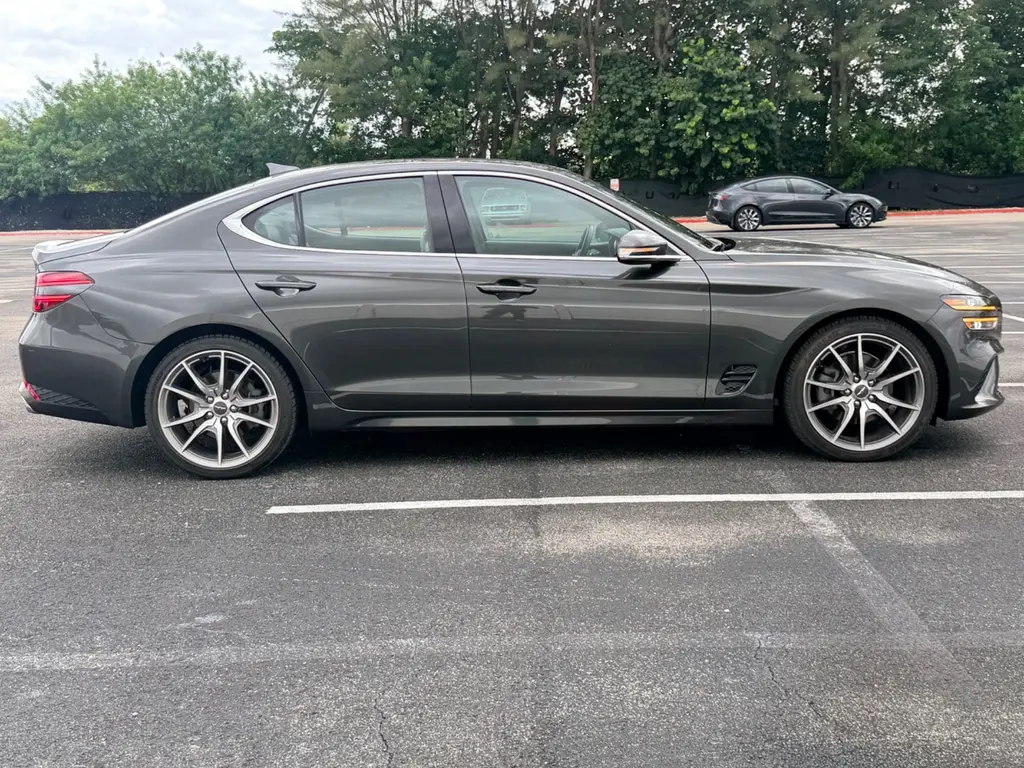 2023 GENESIS G70 2.0T photo 7