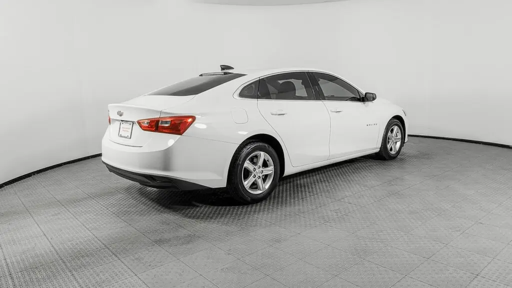 2023 CHEVROLET MALIBU LS photo 7