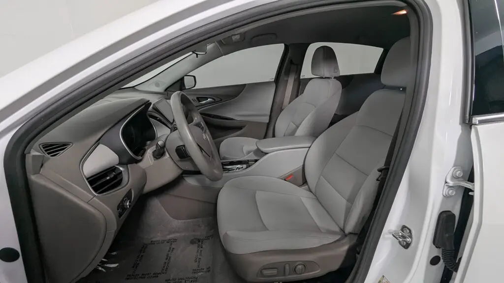 2023 CHEVROLET MALIBU LS photo 13