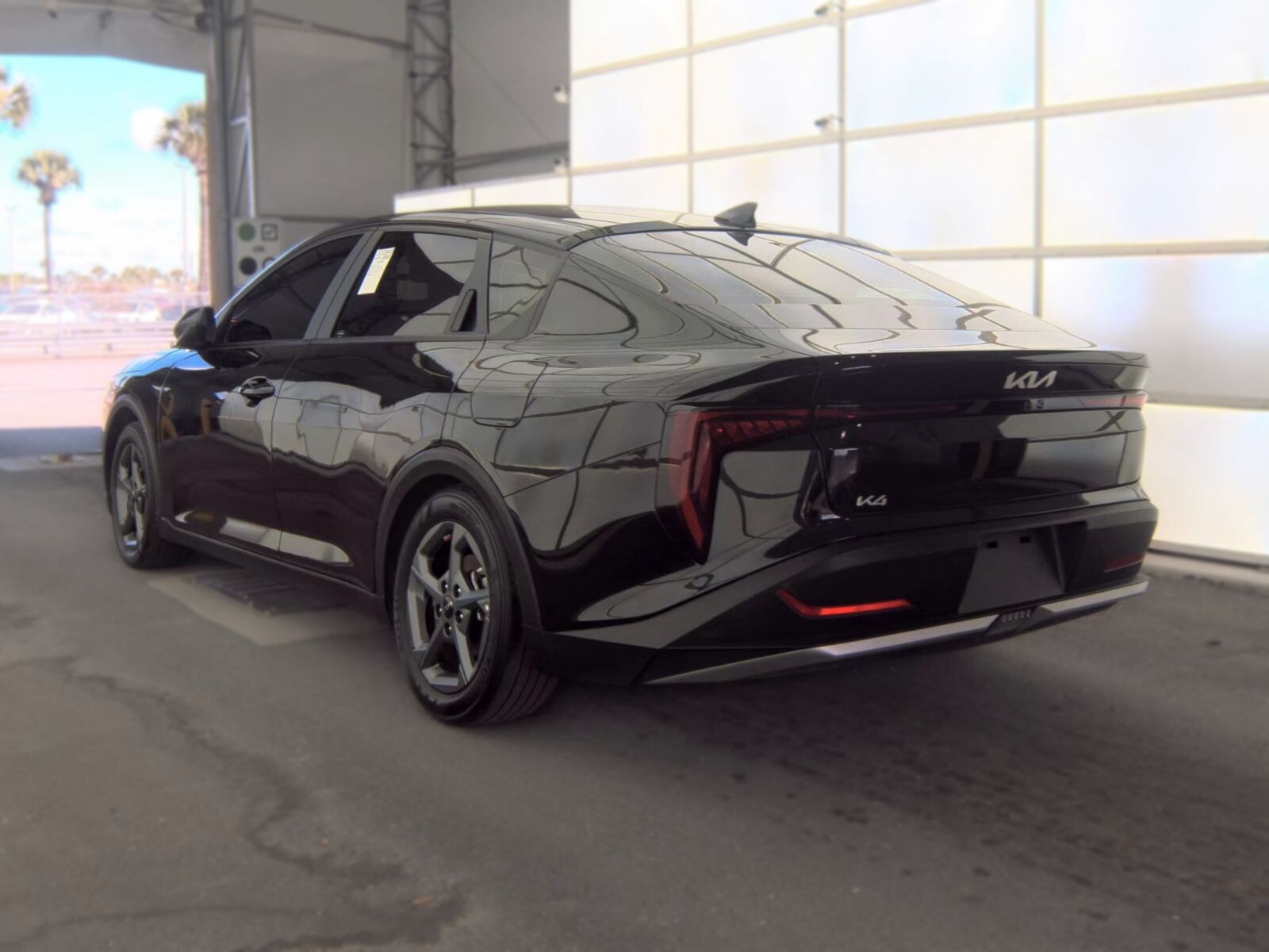 2025 KIA K4 LXS photo 6