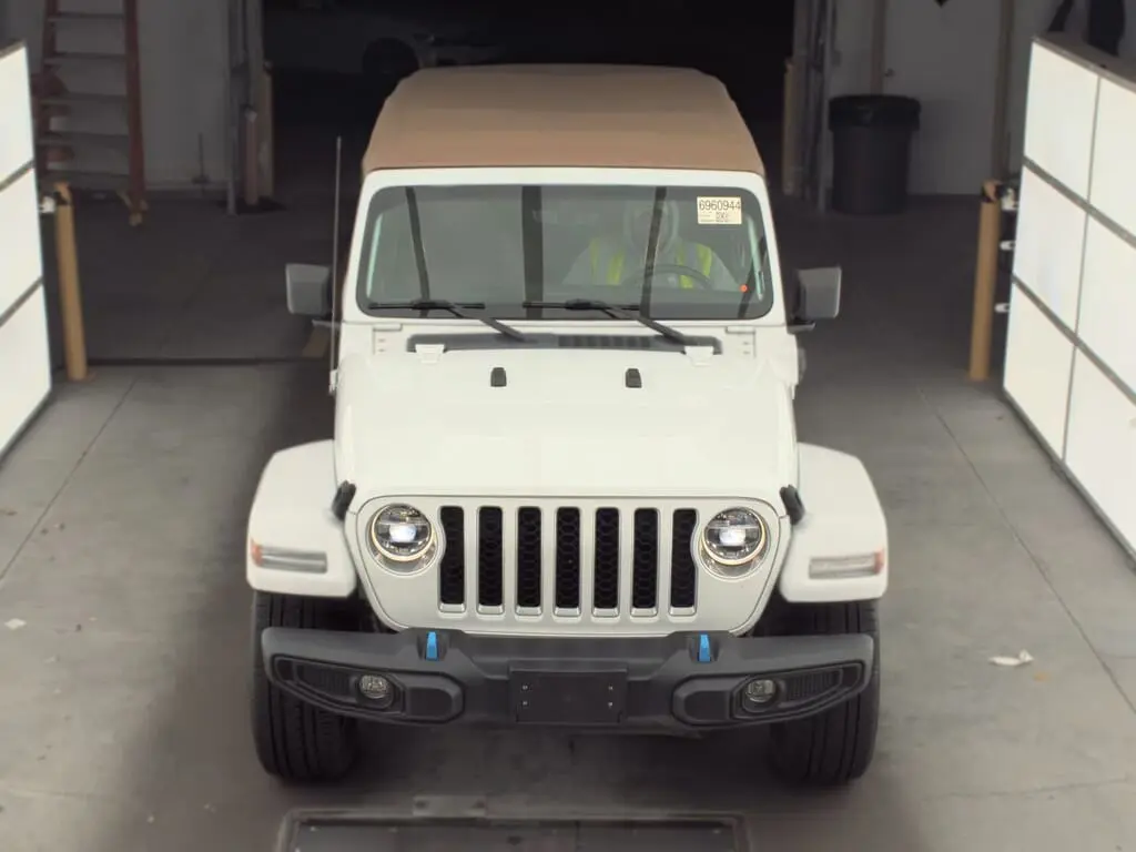 2022 JEEP WRANGLER 4XE UNLIMITED SAHARA photo 2