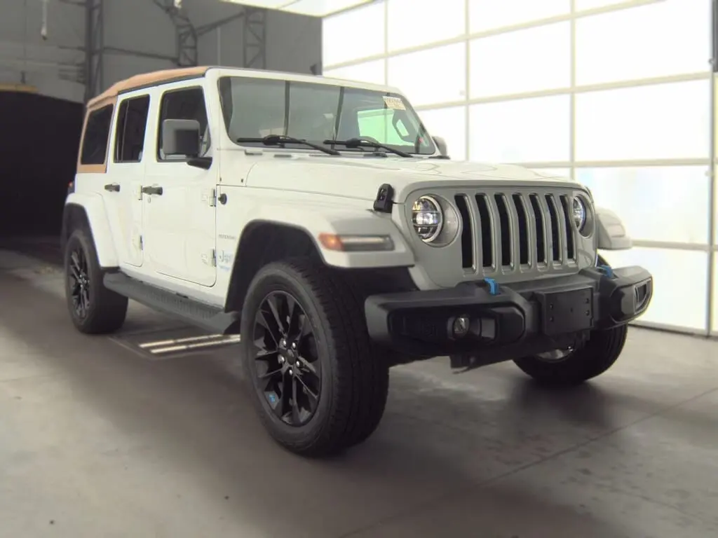 2022 JEEP WRANGLER 4XE UNLIMITED SAHARA photo 3