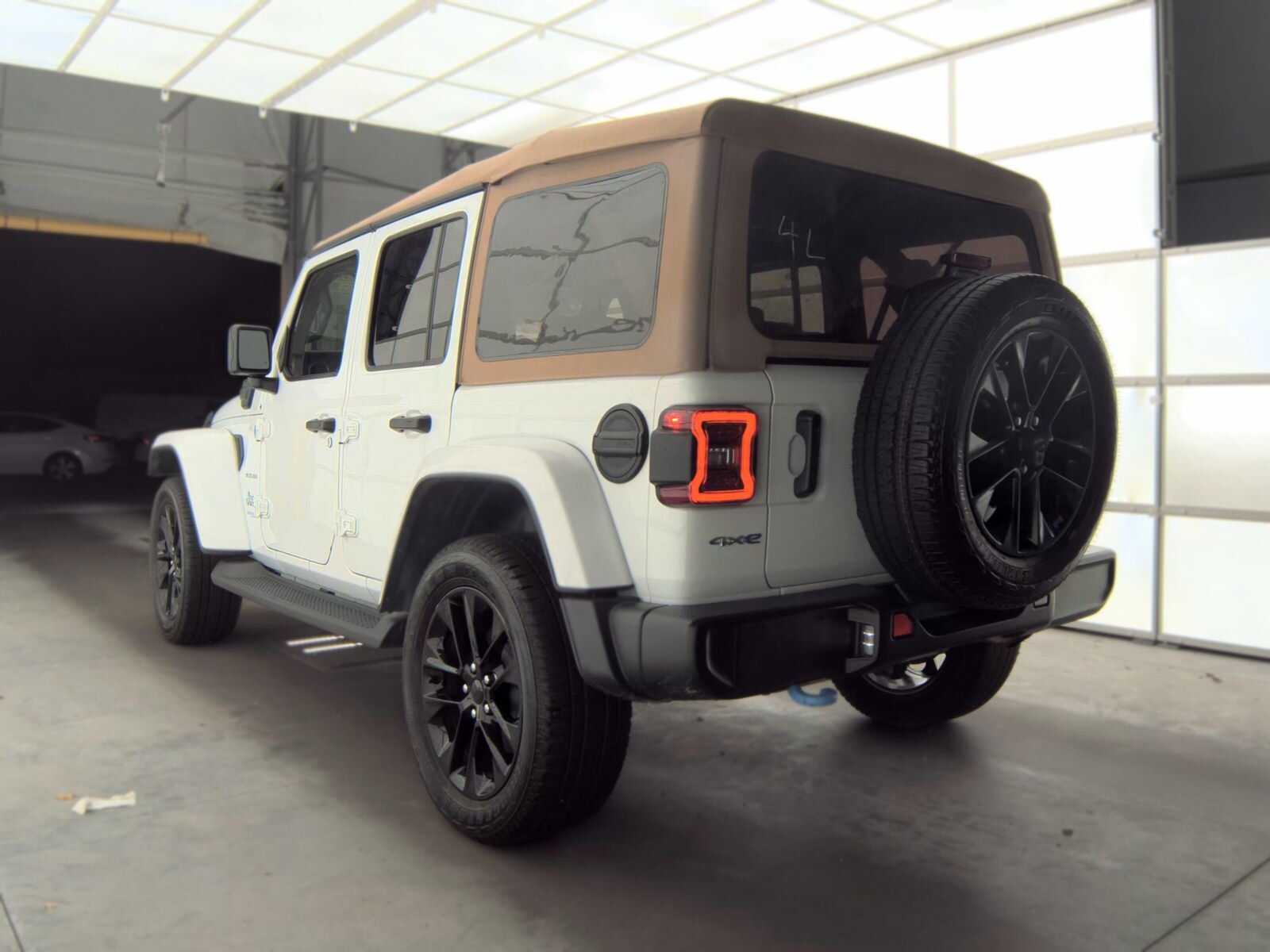 2022 JEEP WRANGLER 4XE UNLIMITED SAHARA photo 7