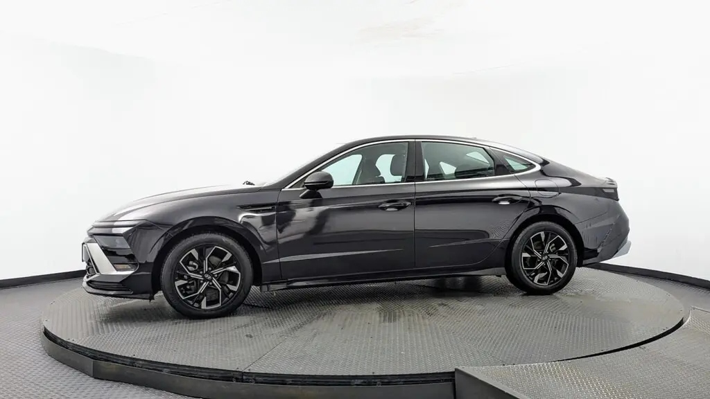 2024 HYUNDAI SONATA SEL photo 2