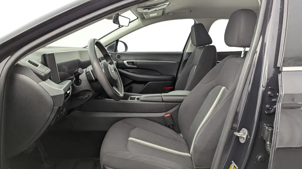 2024 HYUNDAI SONATA SEL photo 13