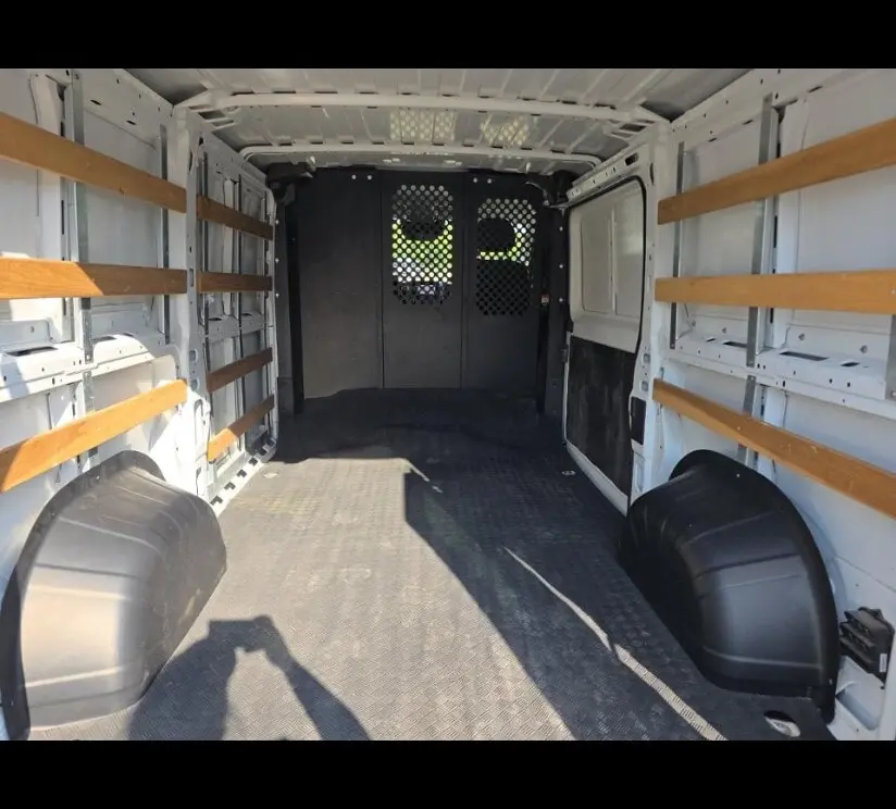 2025 RAM PROMASTER TRADESMAN photo 18