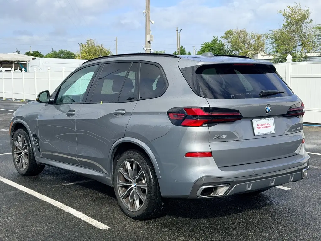 2026 BMW X5 SDRIVE40I MSPORT photo 3
