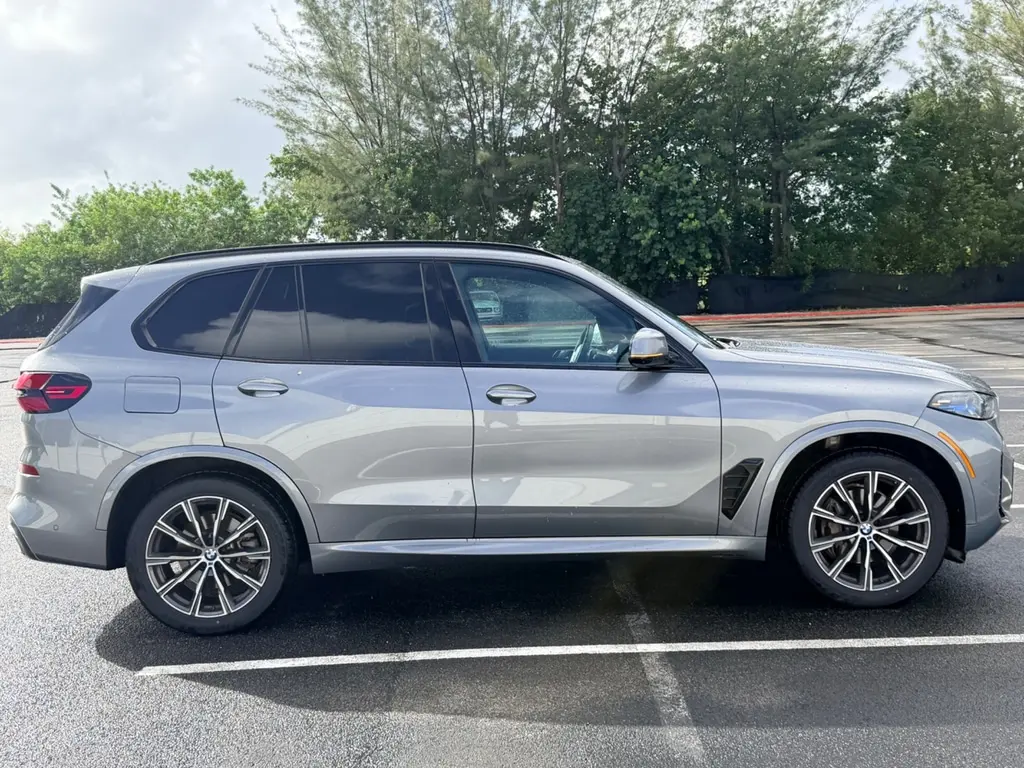 2026 BMW X5 SDRIVE40I MSPORT photo 7