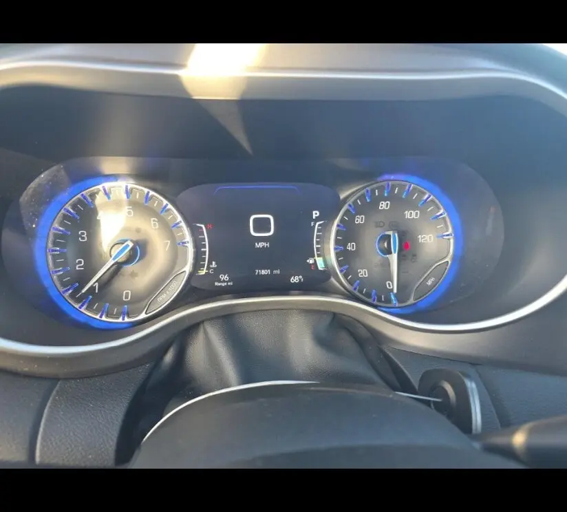 2023 CHRYSLER PACIFICA TOURING L photo 20