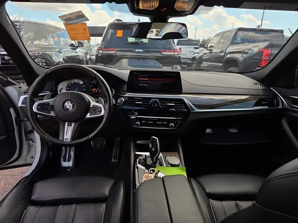 2018 BMW 5 SERIES 530I XDRIVE photo 10