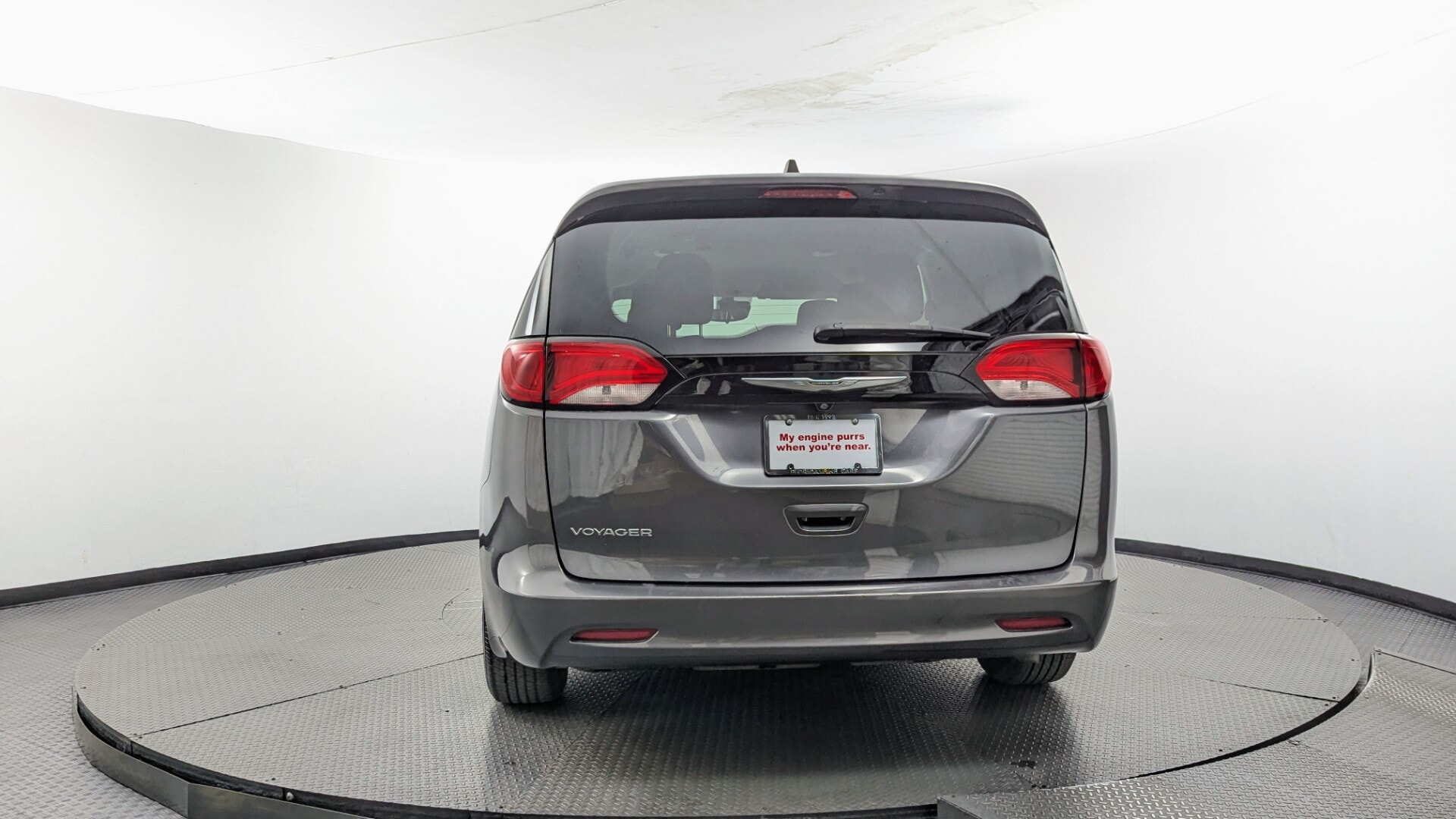2023 CHRYSLER VOYAGER LX photo 6