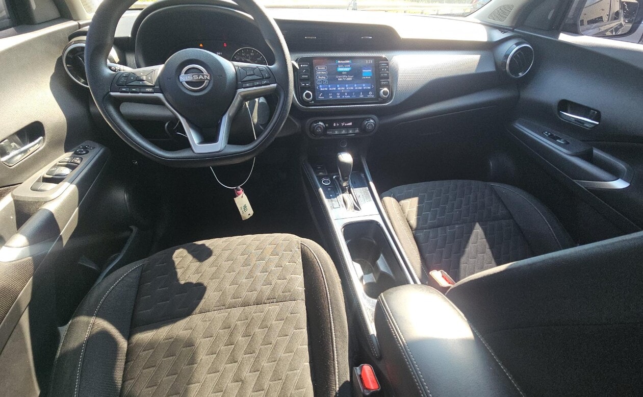 2022 NISSAN KICKS SV photo 13