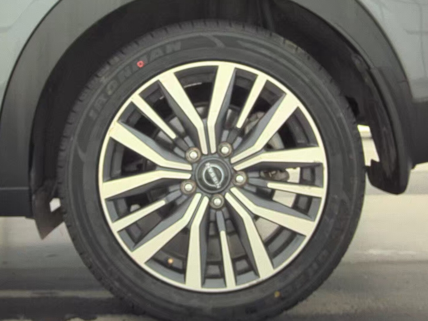 2022 NISSAN KICKS SV photo 8
