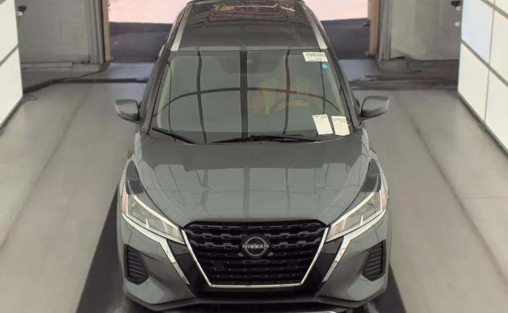 2022 NISSAN KICKS SV photo 2