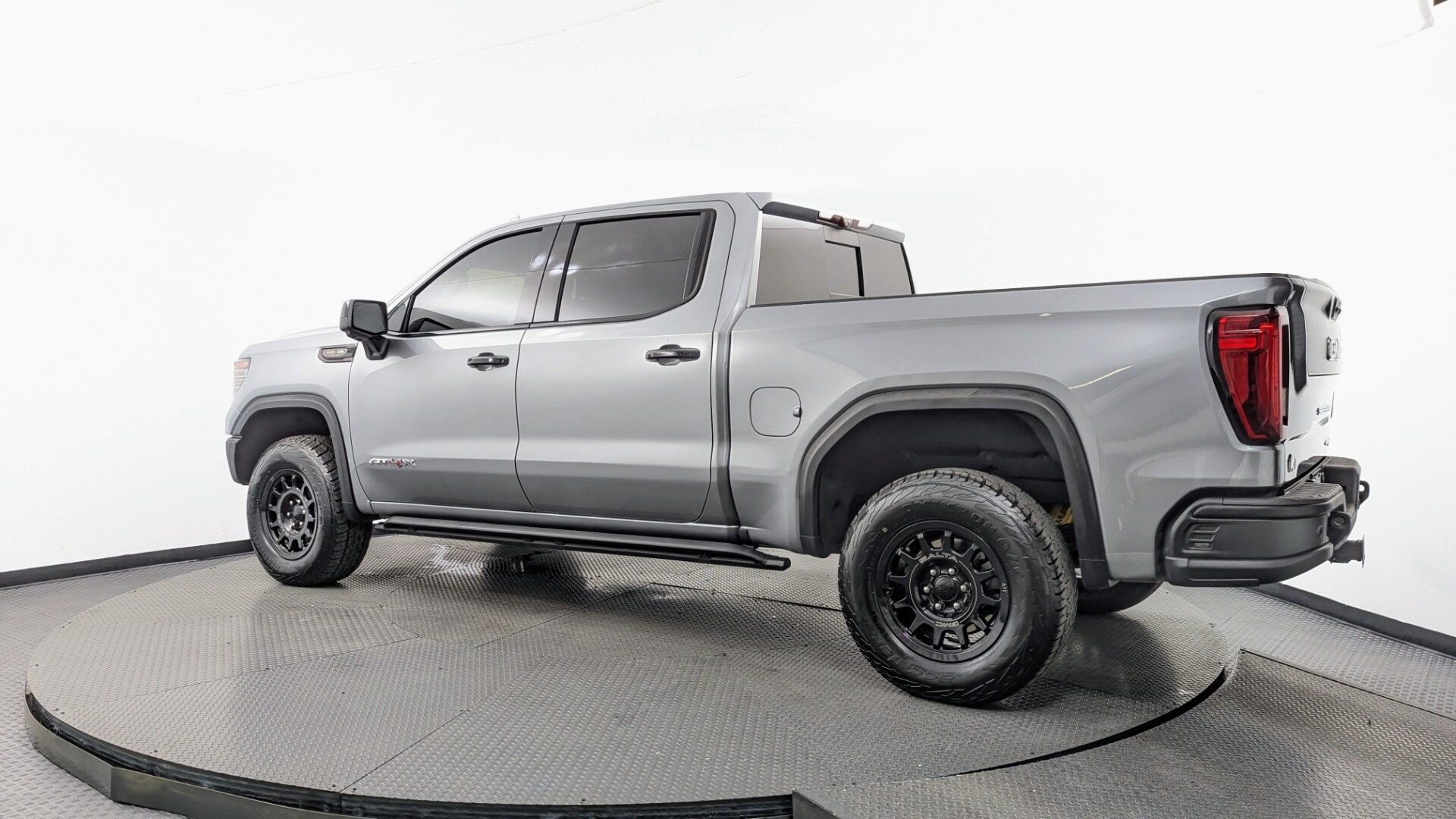 2023 GMC SIERRA 1500 AT4X photo 5