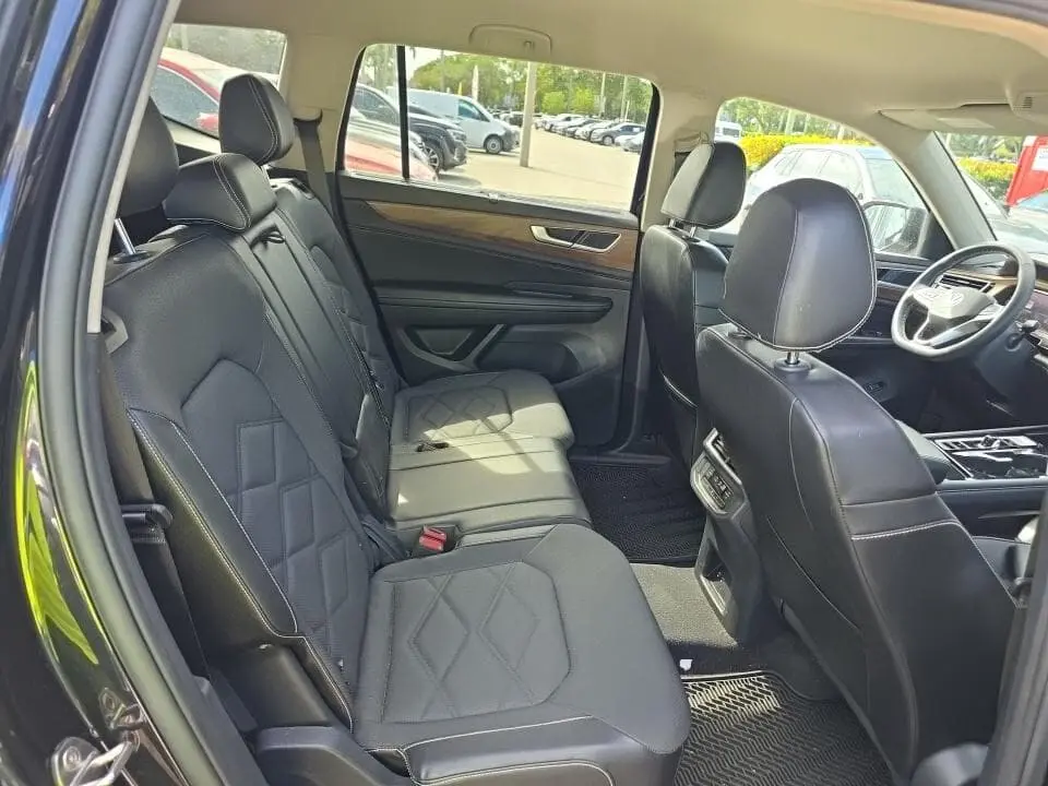 2024 VOLKSWAGEN ATLAS 2.0T SE W/TECHNOLOGY photo 23