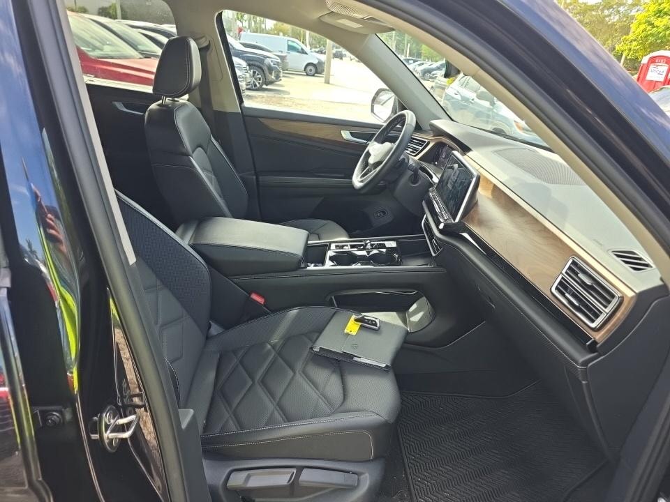 2024 VOLKSWAGEN ATLAS 2.0T SE W/TECHNOLOGY photo 16