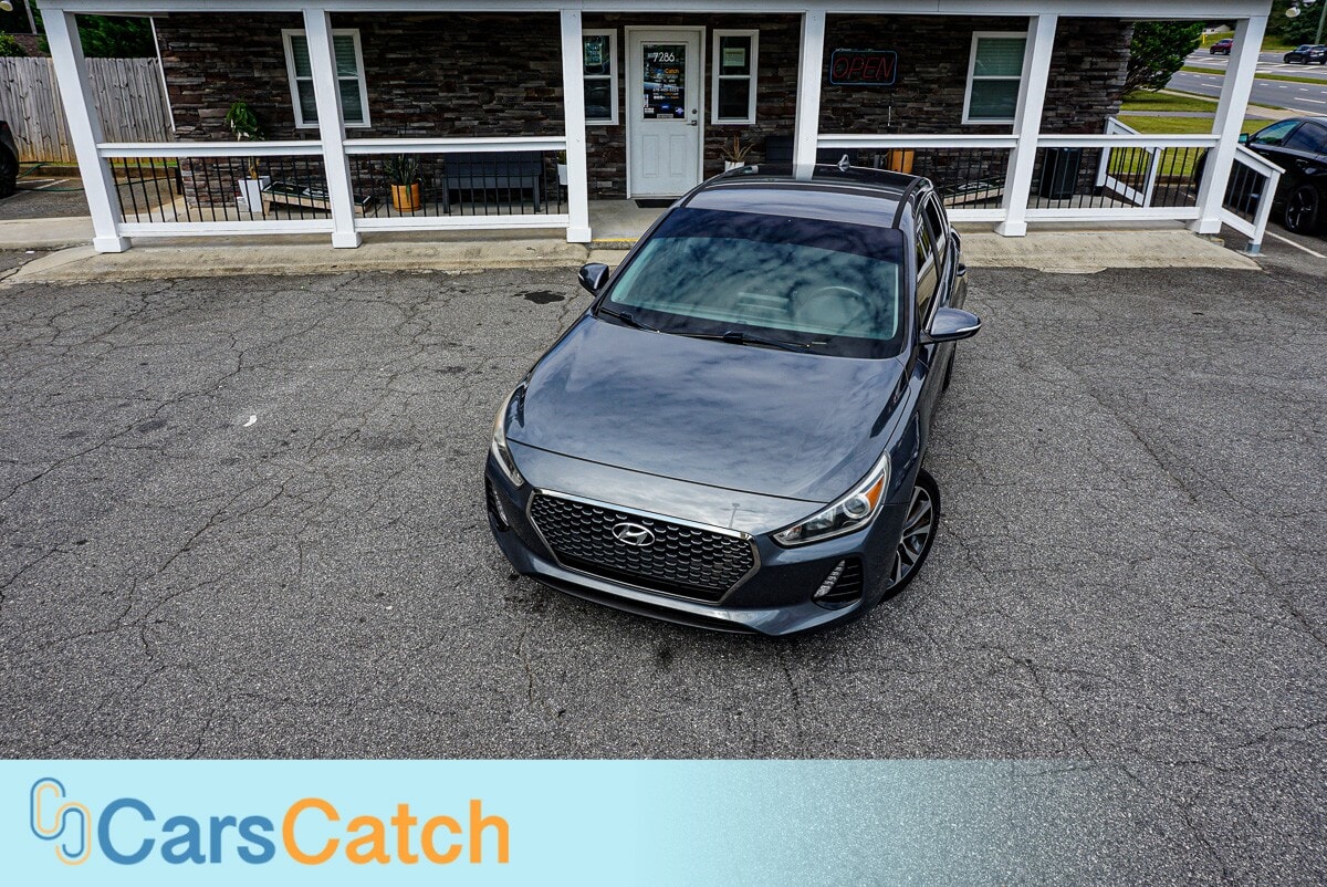 2018 Hyundai Elantra GT photo 2