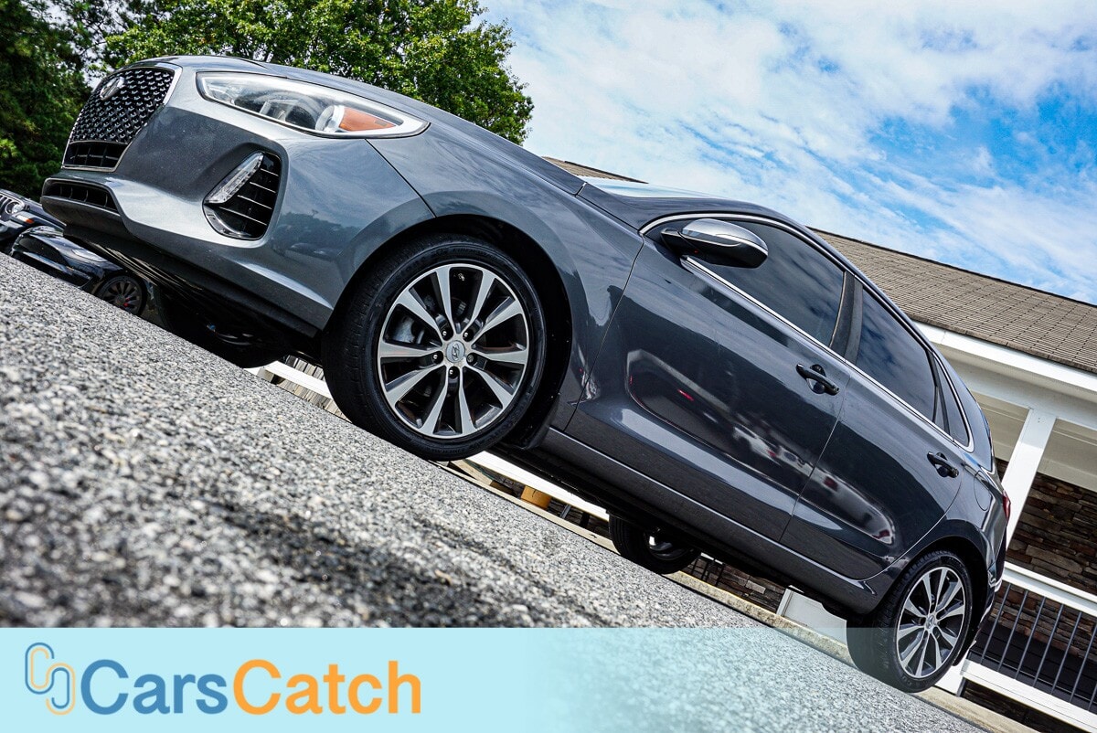 2018 Hyundai Elantra GT photo 3