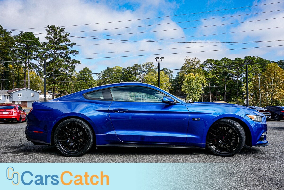 CARSCATCH  - Used vehicle - COUPE FORD MUSTANG 2017