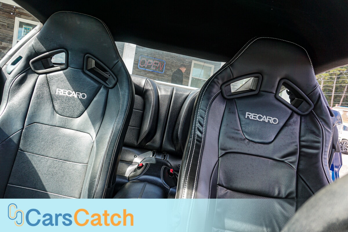 CARSCATCH  - Used vehicle - COUPE FORD MUSTANG 2017