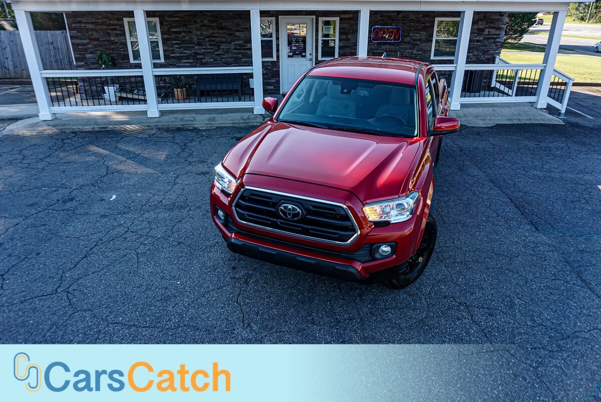 2019 Toyota Tacoma 4x4 photo 3