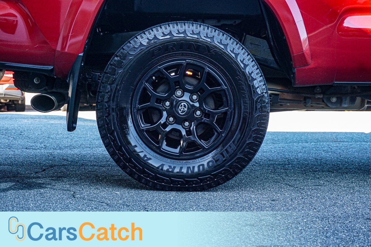 2019 Toyota Tacoma 4x4 photo 16