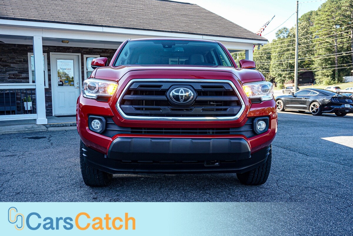 2019 Toyota Tacoma 4x4 photo 11
