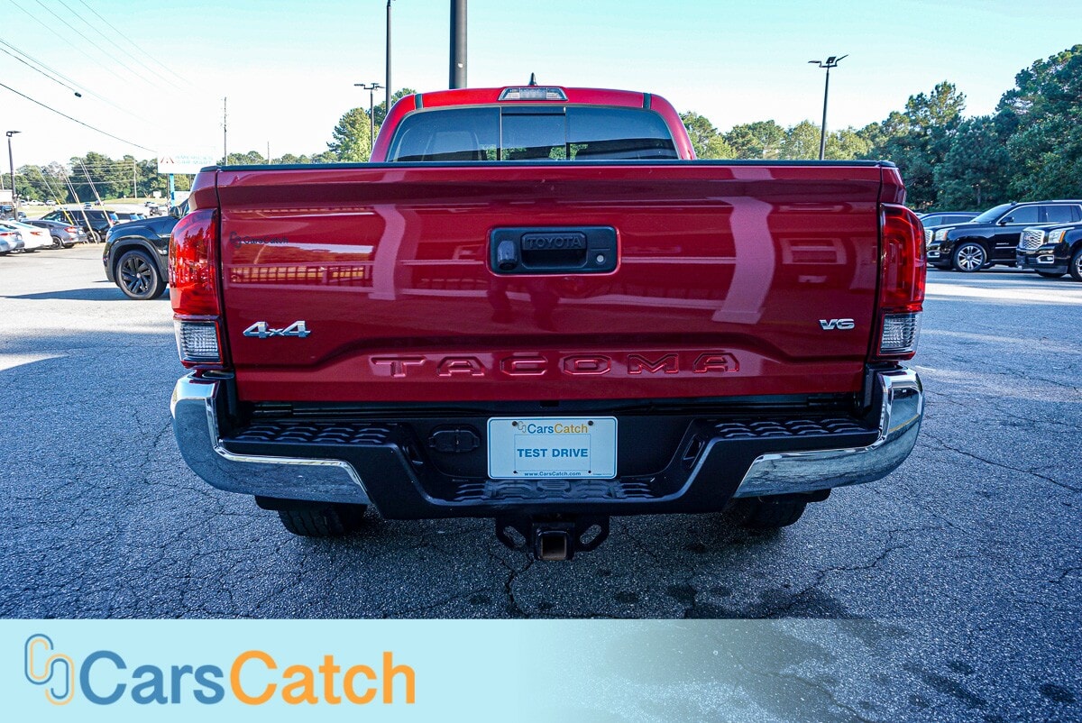 2019 Toyota Tacoma 4x4 photo 14